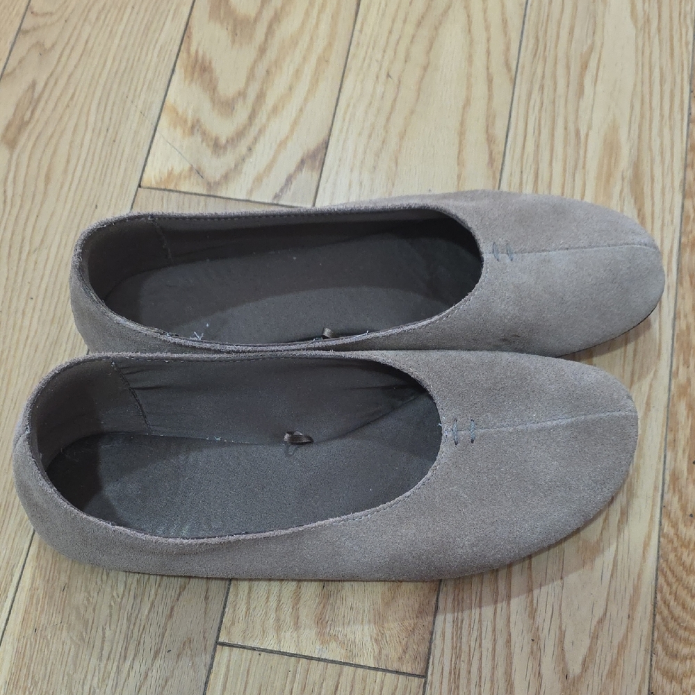 Zara Elegant Taupe Suede Loafers